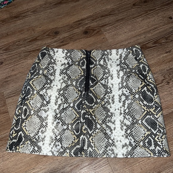 Piper & Jane Snakeskin, Faux Leather Skirt - Picture 2 of 3